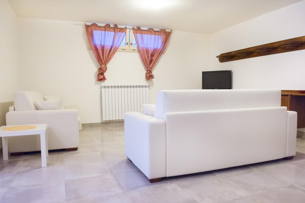 B&B Alle Tre Rose Montignoso Esterno foto